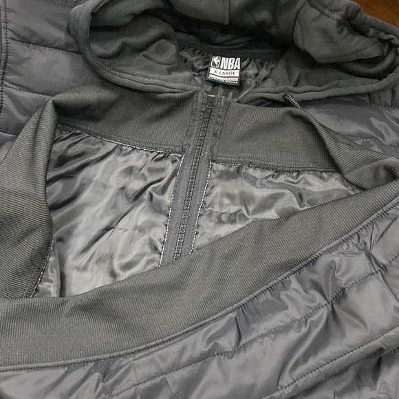 NWT NBA net dry hooded basketball Jacket puffer full zipup black bomber zom7510f - Picture 9 of 9